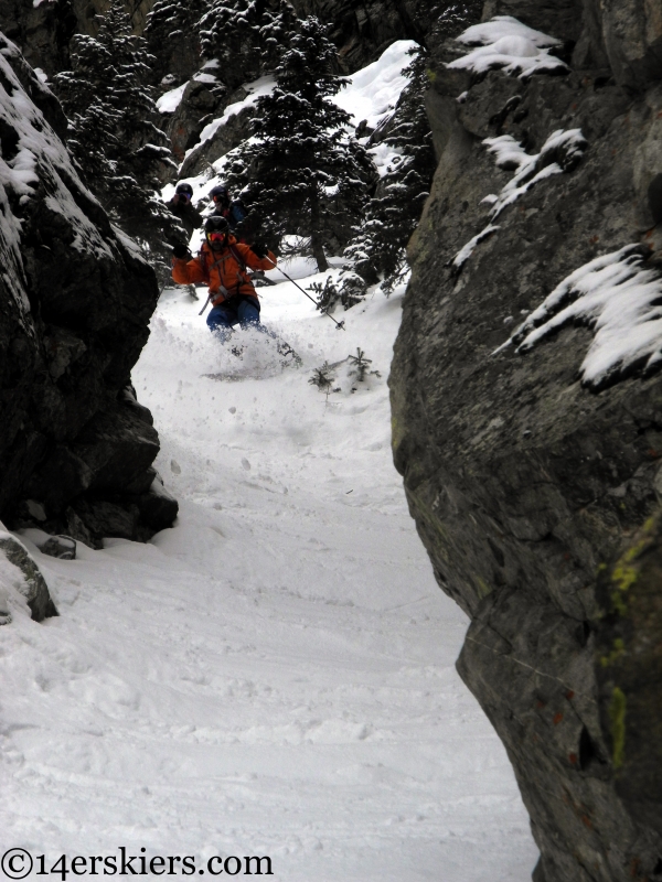 Gary Fondl skiing