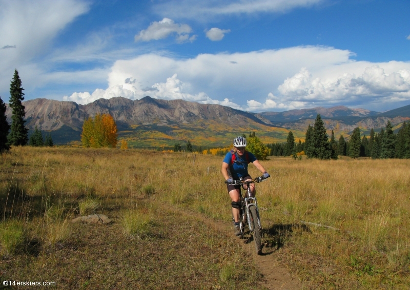 Mountain biking in the Castles  of the West Elks, Lowline Trail