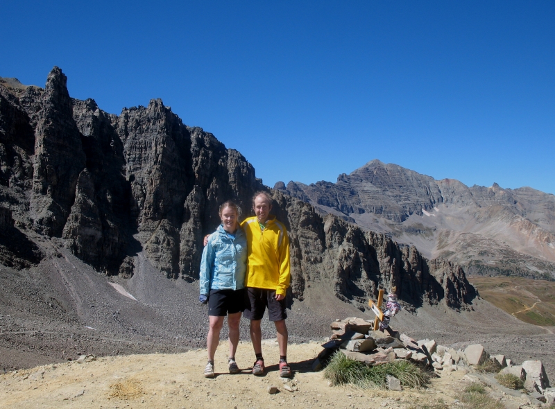 Mountain bike from Crested Butte to Aspen over Pearl Pass