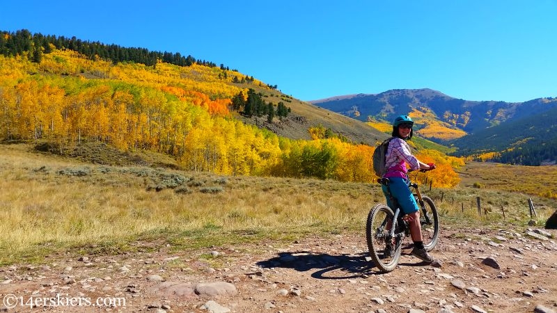 Mountain biking on Ferris Creek trail near Crested Butte