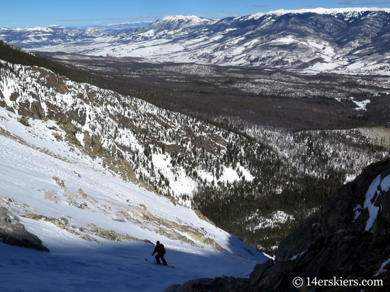 Larry Fontaine backcountry skiing Buffalo Mountain, Silver Couloir. 