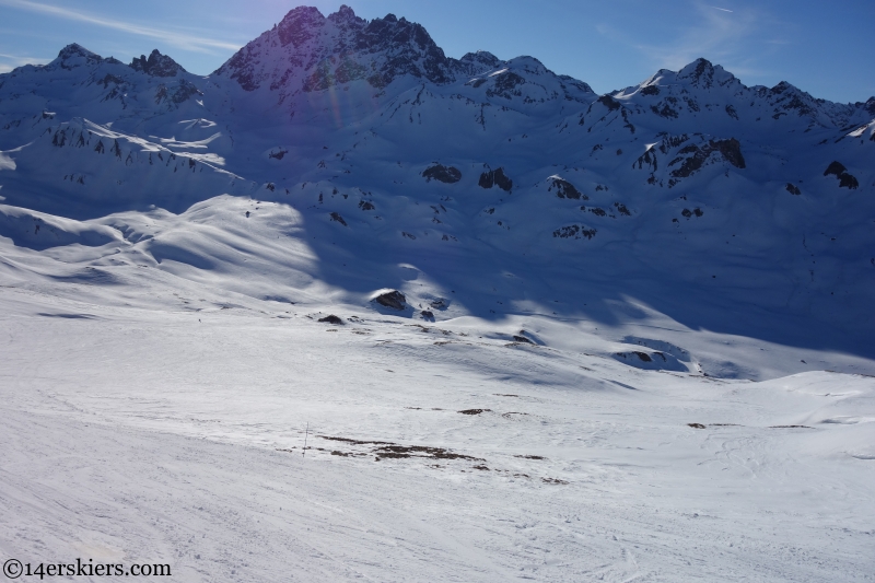 skiing towards heidelberger hut