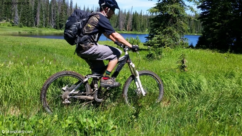 Mountain biking by Lake Elmo near Steamboat Springs.