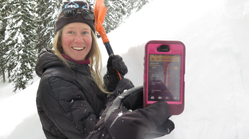 Using the Avanet App while performing an extended column test while backcountry skiing.