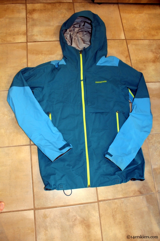 Patagonia men's peak 2024 mission jacket review